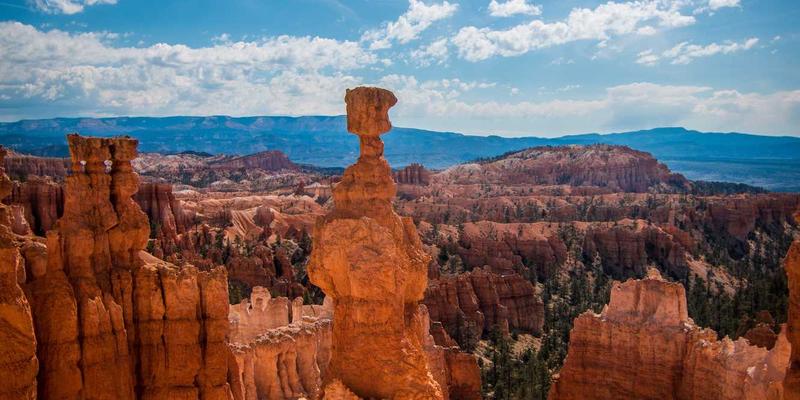 宁波鼎三：供应链韧性构建——关键零部件战略储备与多源化采购策略解析